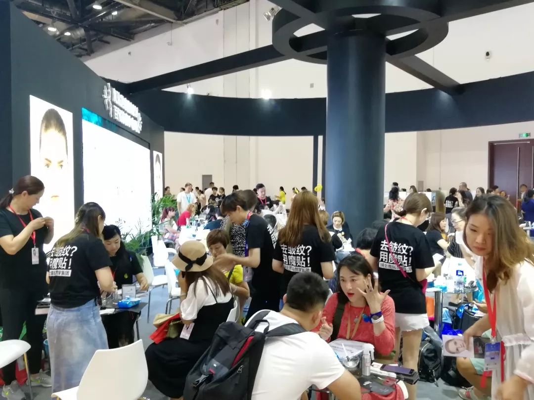 北京展臺搭建公司—北京美博會確定時間!將于10月19日在京盛大開幕 展會新聞 第5張-聯(lián)拓創(chuàng)意 北京展臺搭建公司—北京美博會確定時間!將于10月19日在京盛大開幕 展會新聞 第5張